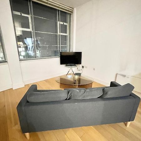 Bigkings Cosy 2 Bedroom Apartment With Free Parking In Central مانشستر المظهر الخارجي الصورة