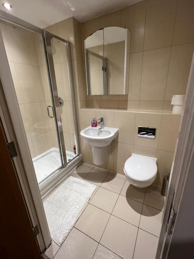 Bigkings Cosy 2 Bedroom Apartment With Free Parking In Central مانشستر المظهر الخارجي الصورة